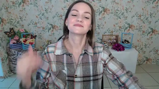 Lina Star S online show from 02.13.25