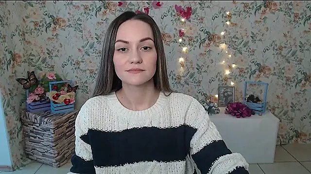 Lina Star S online show from 02.22.25