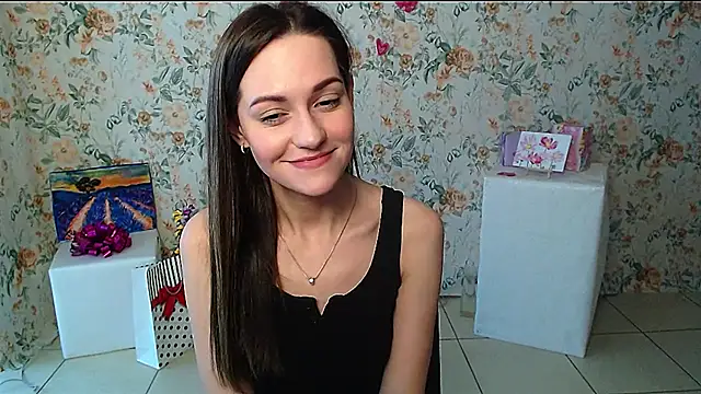 Lina Star S online show from 03.10.25