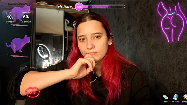 Snapshot of RachelPirce chatting on 12.05.25 RachelPirce online show from 12.05.25