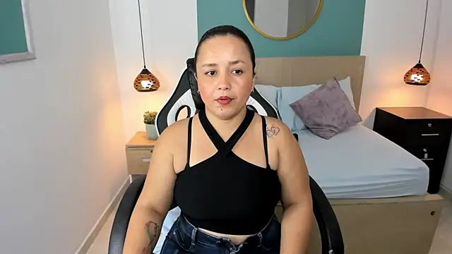 linda rios  online show from 02.14.25