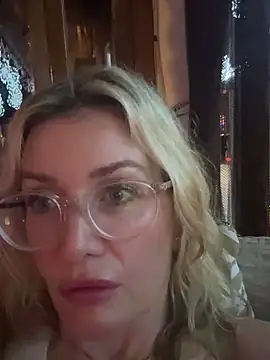 Englishhotwife4u online show from 01.03.25