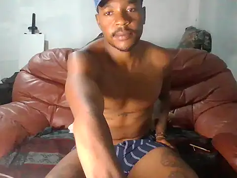 Snapshot of Goodwooddbn chatting on 12.04.25 Goodwooddbn online show from 12.04.25