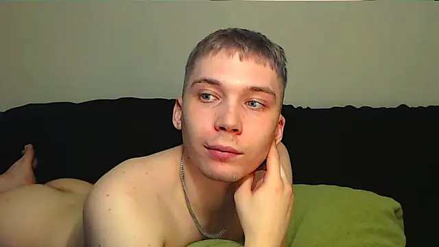 Snapshot of __sugarrebit chatting on 02.03.25   sugarrebit online show from 02.03.25