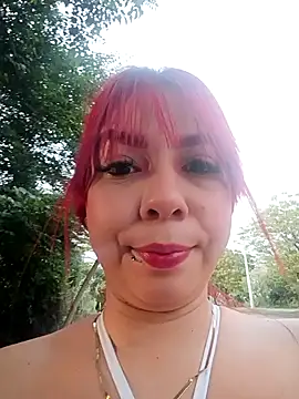 Snapshot of KathaDanger chatting on 02.19.26 KathaDanger online show from 02.19.26