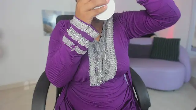 jazmin anbar online show from 06.16.26