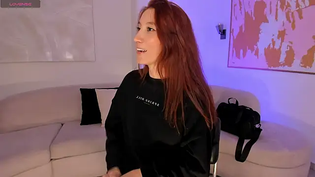 Snapshot of MiaFarrell_ chatting on 02.02.26 MiaFarrell online show from 02.02.26