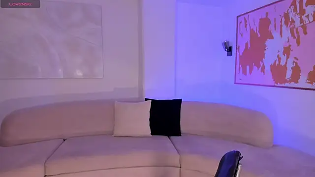 Snapshot of MiaFarrell_ chatting on 02.06.26 MiaFarrell online show from 02.06.26