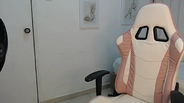 africa holmes online show from 01.13.25