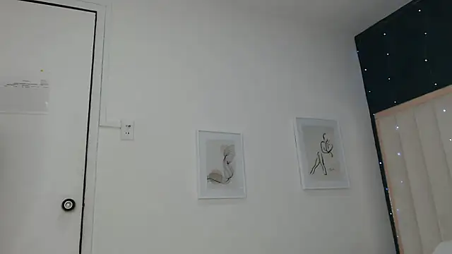 africa holmes online show from 01.30.25