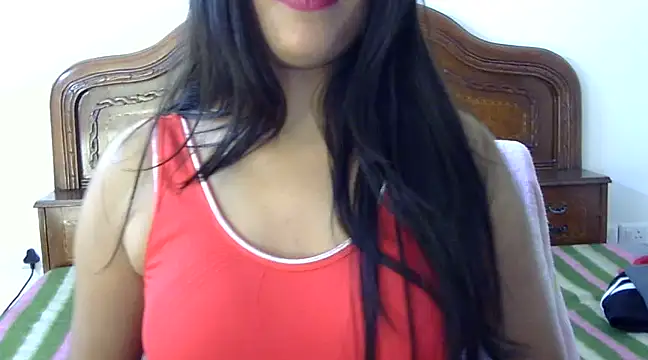 Snapshot of AniHeart chatting on 01.27.25 AniHeart online show from 01.27.25