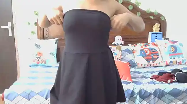 Snapshot of AniHeart chatting on 03.07.25 AniHeart online show from 03.07.25