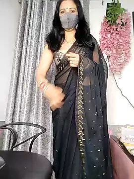 Snapshot of sexy_bhabhi69 chatting on 02.08.25 sexy bhabhi69 online show from 02.08.25