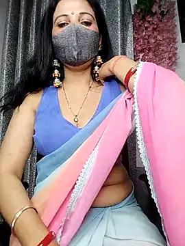 Snapshot of sexy_bhabhi69 chatting on 02.19.25 sexy bhabhi69 online show from 02.19.25
