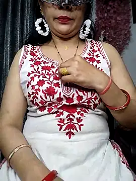 Snapshot of sexy_bhabhi69 chatting on 02.20.25 sexy bhabhi69 online show from 02.20.25