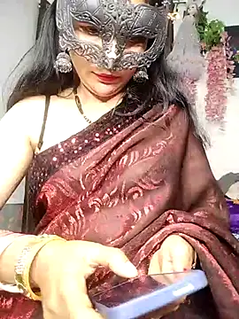 Snapshot of sexy_bhabhi69 chatting on 03.13.25 sexy bhabhi69 online show from 03.13.25