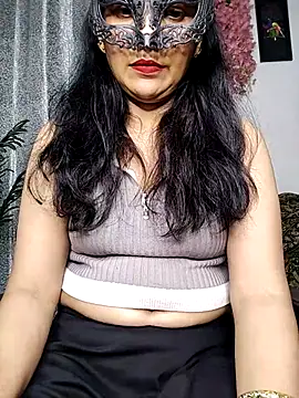 Snapshot of sexy_bhabhi69 chatting on 11.03.25 sexy bhabhi69 online show from 11.03.25