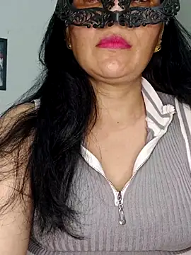 Snapshot of sexy_bhabhi69 chatting on 04.18.26 sexy bhabhi69 online show from 04.18.26