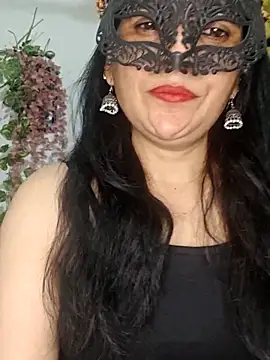 Snapshot of sexy_bhabhi69 chatting on 04.26.26 sexy bhabhi69 online show from 04.26.26