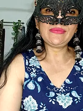 Snapshot of sexy_bhabhi69 chatting on 05.05.26 sexy bhabhi69 online show from 05.05.26