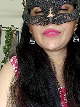Snapshot of sexy_bhabhi69 chatting on 05.15.26 sexy bhabhi69 online show from 05.15.26