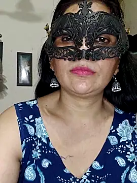 Snapshot of sexy_bhabhi69 chatting on 05.19.26 sexy bhabhi69 online show from 05.19.26