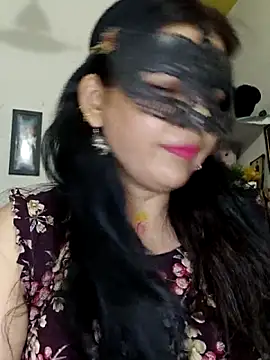 Snapshot of sexy_bhabhi69 chatting on 05.28.26 sexy bhabhi69 online show from 05.28.26