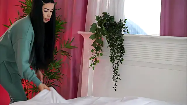 Jenna Day online show from 03.10.25