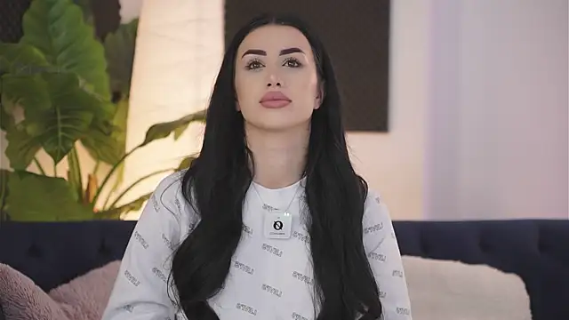 Jenna Day online show from 09.28.25