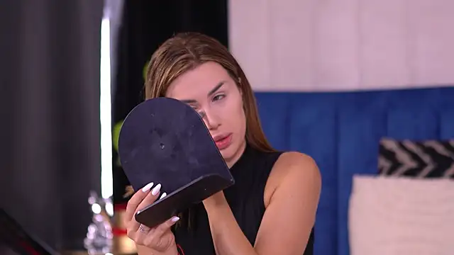 Jenna Day online show from 08.06.26