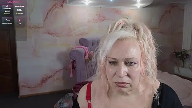 Penelope Pinky online show from 07.22.26