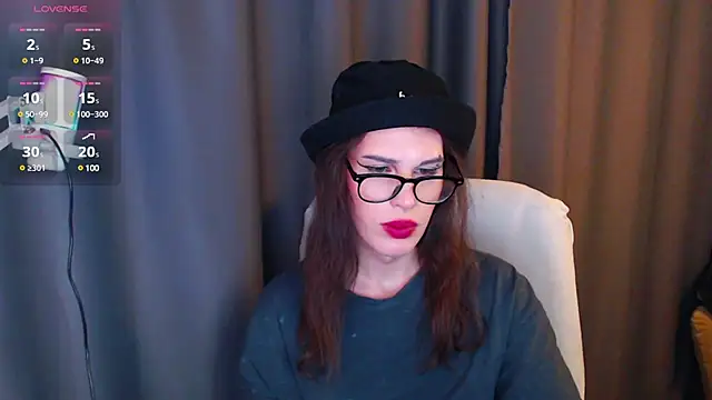 Snapshot of Cassie_Bae chatting on 02.28.25 Cassie Bae online show from 02.28.25