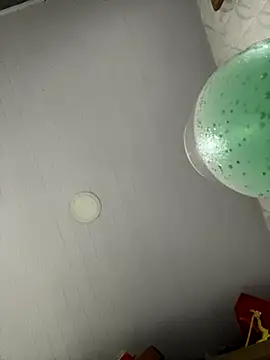 Nicollygriu online show from 11.23.25