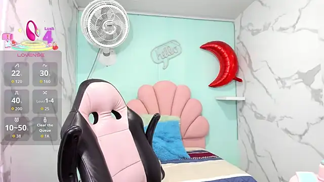 Snapshot of karime_sexygirl chatting on 10.28.25 karime sexygirl online show from 10.28.25