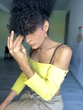 Snapshot of _Valery_tw chatting on 03.31.26 Valery tw online show from 03.31.26