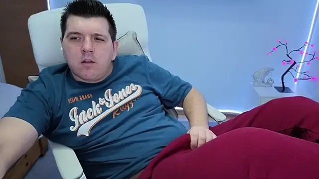 Snapshot of JasonJacks chatting on 11.06.25 JasonJacks online show from 11.06.25