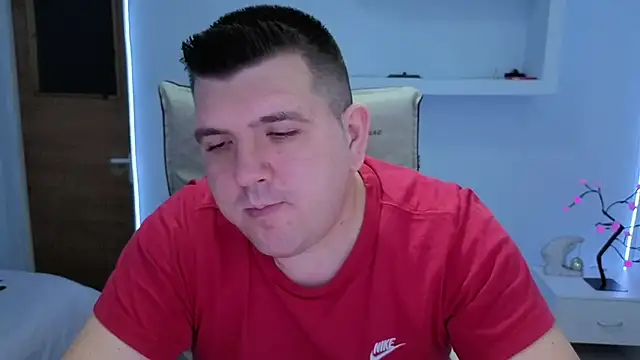 Snapshot of JasonJacks chatting on 11.17.25 JasonJacks online show from 11.17.25