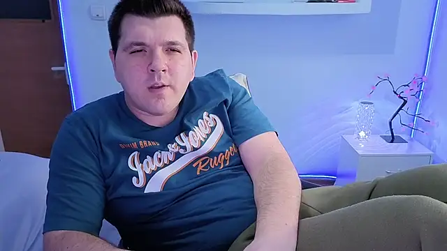 Snapshot of JasonJacks chatting on 01.12.26 JasonJacks online show from 01.12.26