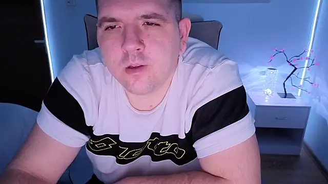 Snapshot of JasonJacks chatting on 02.22.26 JasonJacks online show from 02.22.26