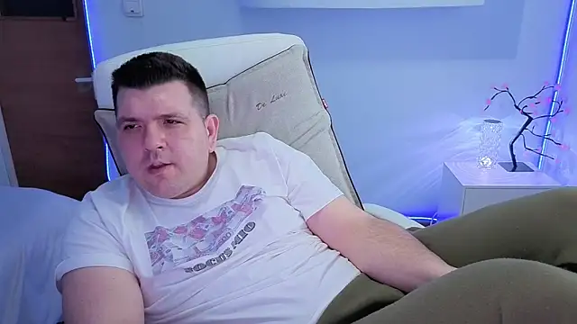 Snapshot of JasonJacks chatting on 02.26.26 JasonJacks online show from 02.26.26