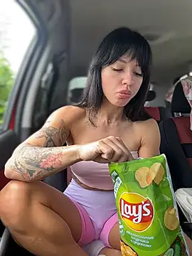 JulliaVegas online show from 07.30.26