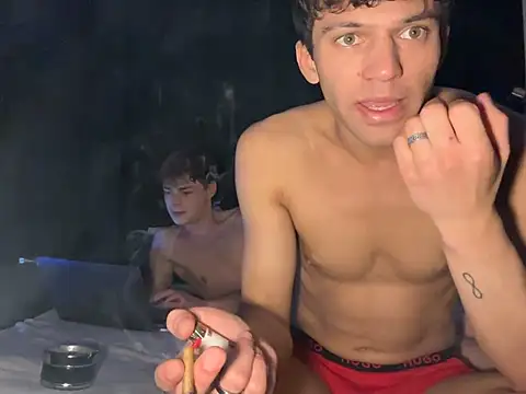 Snapshot of JK-boyzz chatting on 12.26.24 JK-boyzz online show from 12.26.24