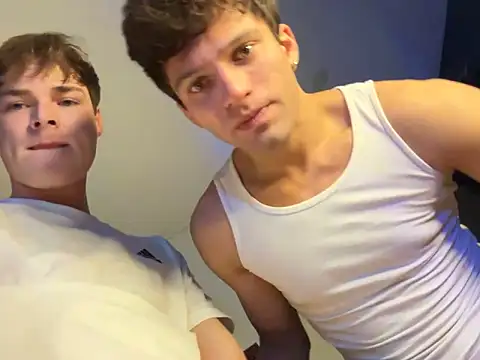 Snapshot of JK-boyzz chatting on 01.11.25 JK-boyzz online show from 01.11.25