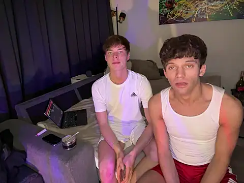 Snapshot of JK-boyzz chatting on 01.11.25 JK-boyzz online show from 01.11.25