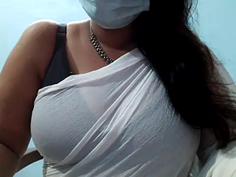 Snapshot of Tamilsathya2024 chatting on 01.13.25 Tamilsathya2024 online show from 01.13.25