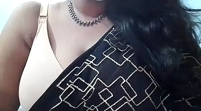 Snapshot of Tamilsathya2024 chatting on 01.17.25 Tamilsathya2024 online show from 01.17.25