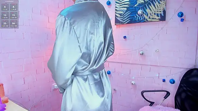 Snapshot of JACK_BLOSSOM_ chatting on 12.19.24 JACK BLOSSOM online show from 12.19.24