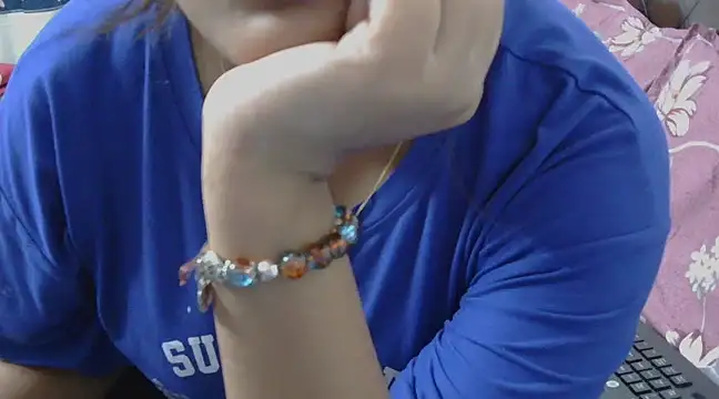 Snapshot of chavi_12 chatting on 02.24.25 chavi 12 online show from 02.24.25