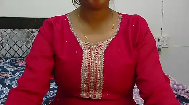 Snapshot of chavi_12 chatting on 03.10.25 chavi 12 online show from 03.10.25