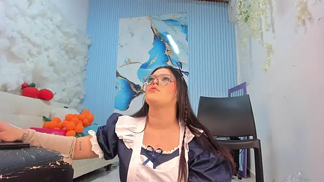 Danniela18  online show from 04.24.26